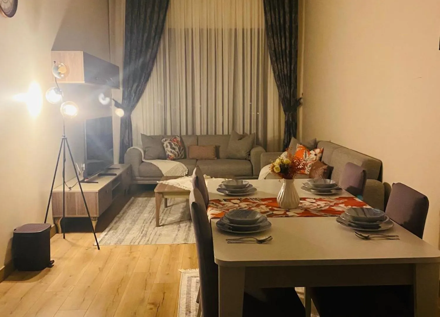 Istanbul View Apartment With Wifi And Pool 0*,
